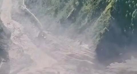रसुवाको भोटेकोशीमा भीषण बाढी, अहिलेसम्म ७ जनाको शव फेला