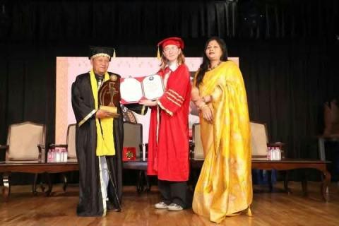 सर्जक मोहन घिसिङलाई मानार्थ  विद्यावारिधी