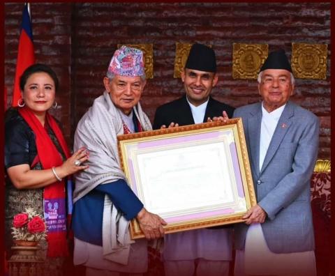 राष्ट्रिय चलचित्र पुरस्कार २०८२ को कुन विधामा को उत्कृष्ट ?