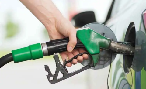 पेट्रोल, डिजल र मट्टीतेलमा प्रतिलिटर ३ रुपैयाँको दरले मूल्य बढ्यो
